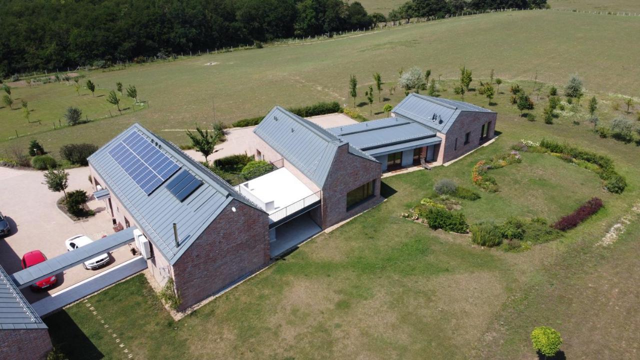 Oeregtoelgy Vendeghaz Villa Szár Dış mekan fotoğraf