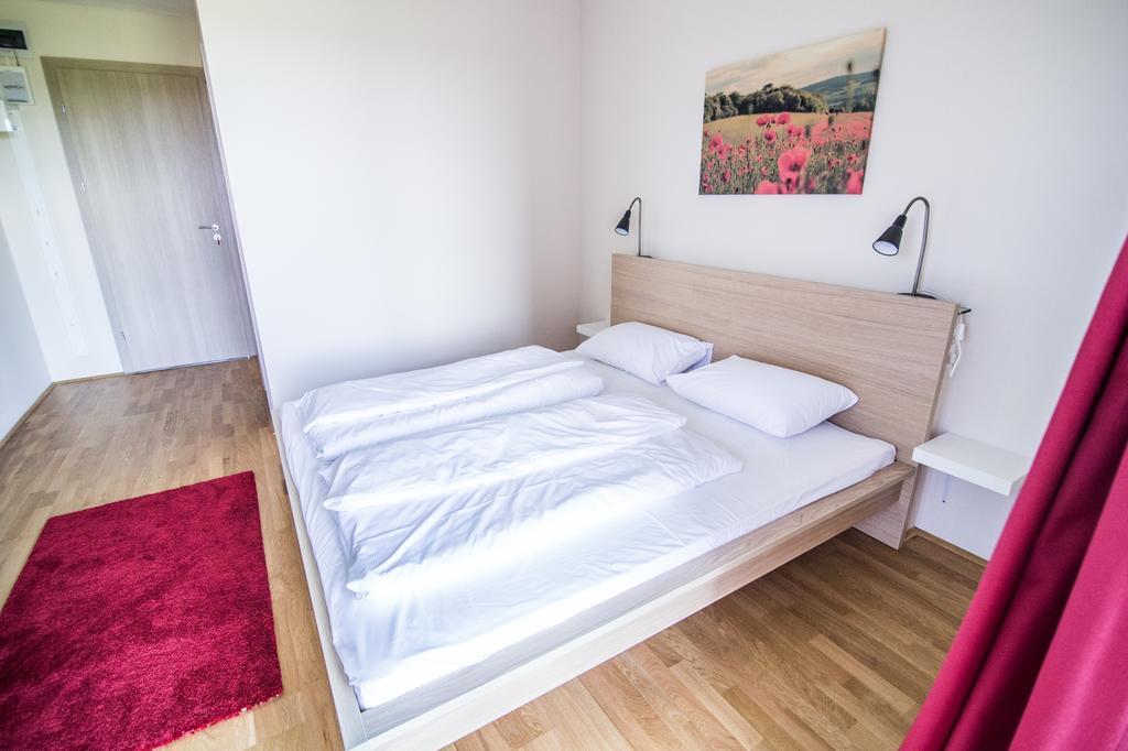 Oeregtoelgy Vendeghaz Villa Szár Dış mekan fotoğraf